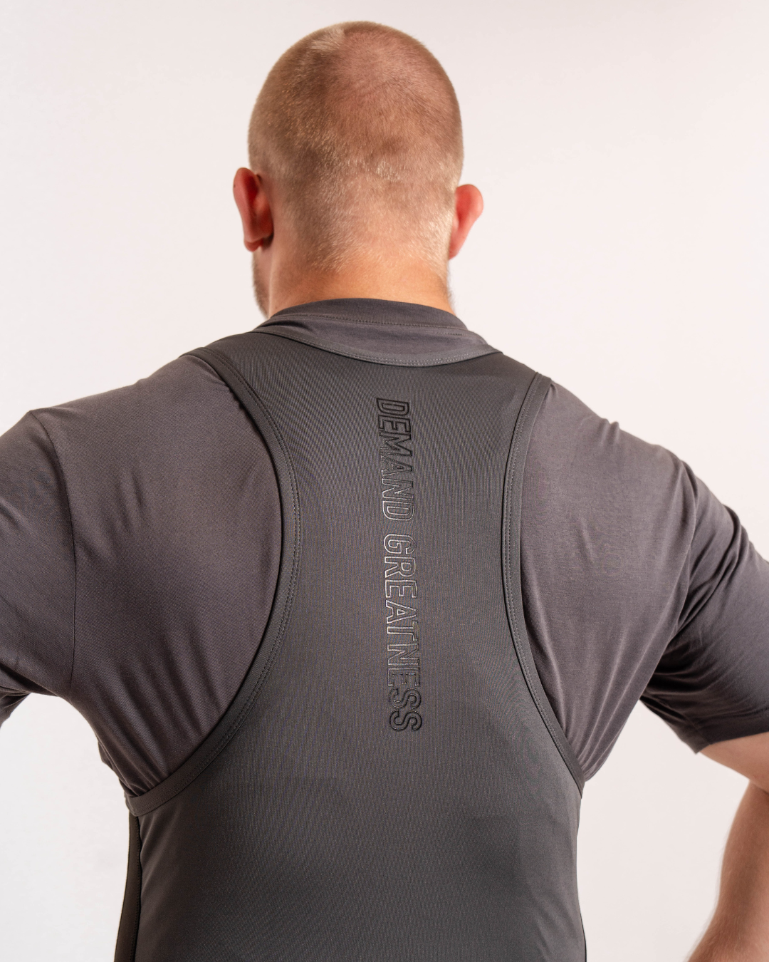 A7 IPF Approved Shadow Stone Grey Luno singlet features extra lat mobility, side panel stitching to guide the squat depth level and curved panel design for a slimming look. The Women's cut singlet features a tapered waist and additional quad room. The IPF Approved Kit includes Luno Powerlifting Singlet, A7 Meet Shirt, A7 Zebra Wrist Wraps, A7 Deadlift Socks, Hourglass Knee Sleeves (Stiff and Rigor Mortis Knee Sleeves). All A7 Powerlifting Equipment shipping to UK, Norway, Switzerland and Iceland.