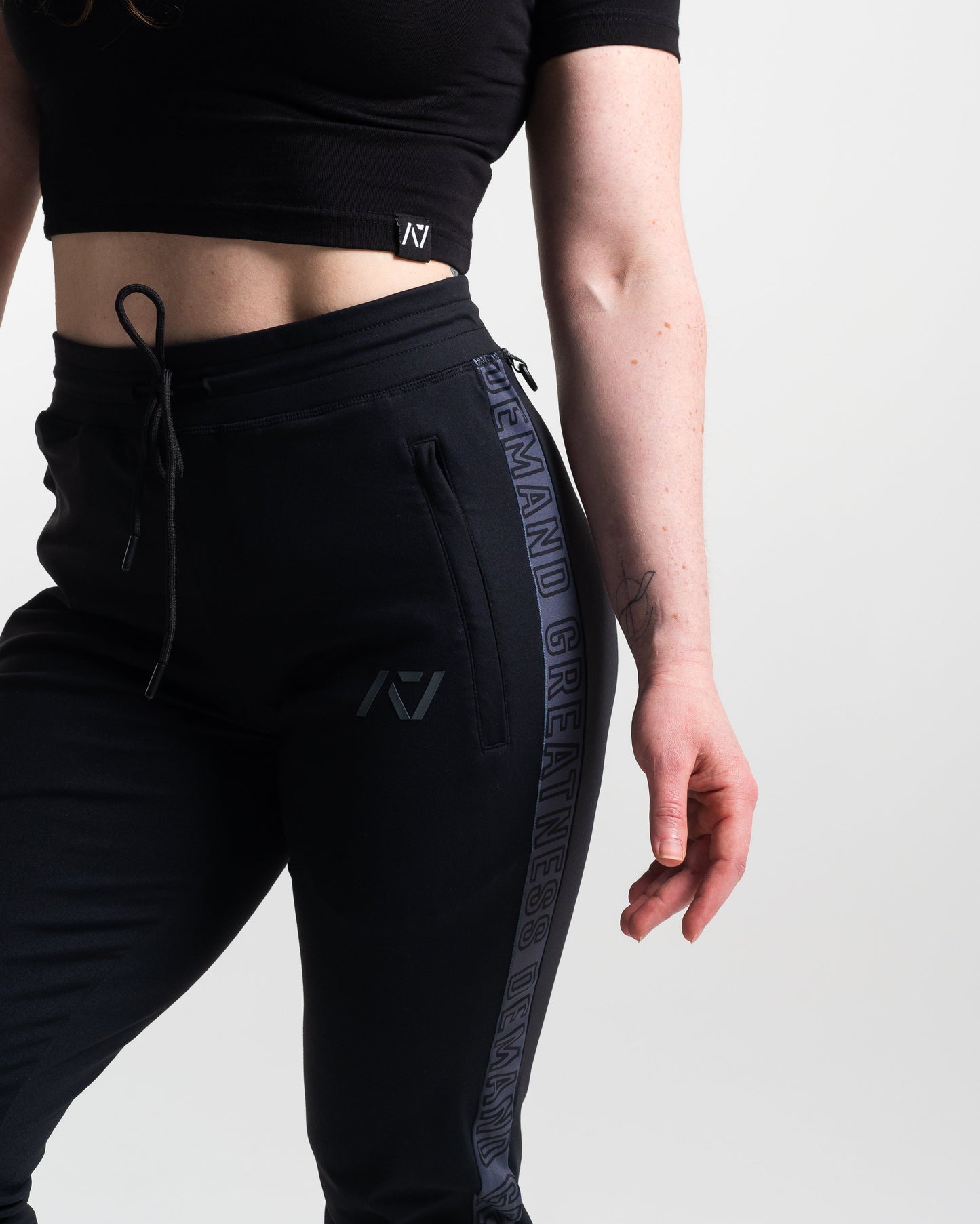 Defy joggers are just as comfortable in the gym as they are going out. These are made with premium moisture-wicking 4-way-stretch material for greater range of motion. These are a great fit for both men and women. All A7 Powerlifting Equipment shipping to UK, Norway, Switzerland and Iceland.