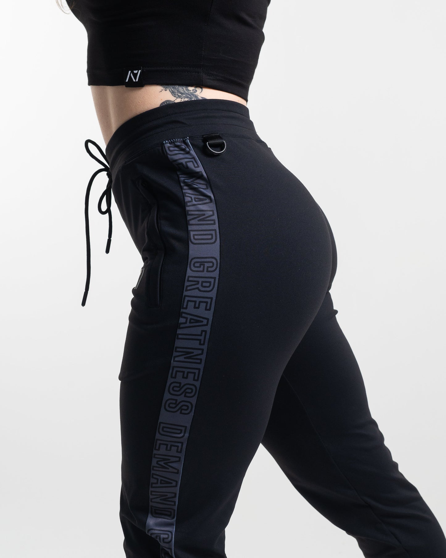 Defy joggers are just as comfortable in the gym as they are going out. These are made with premium moisture-wicking 4-way-stretch material for greater range of motion. These are a great fit for both men and women. All A7 Powerlifting Equipment shipping to UK, Norway, Switzerland and Iceland.