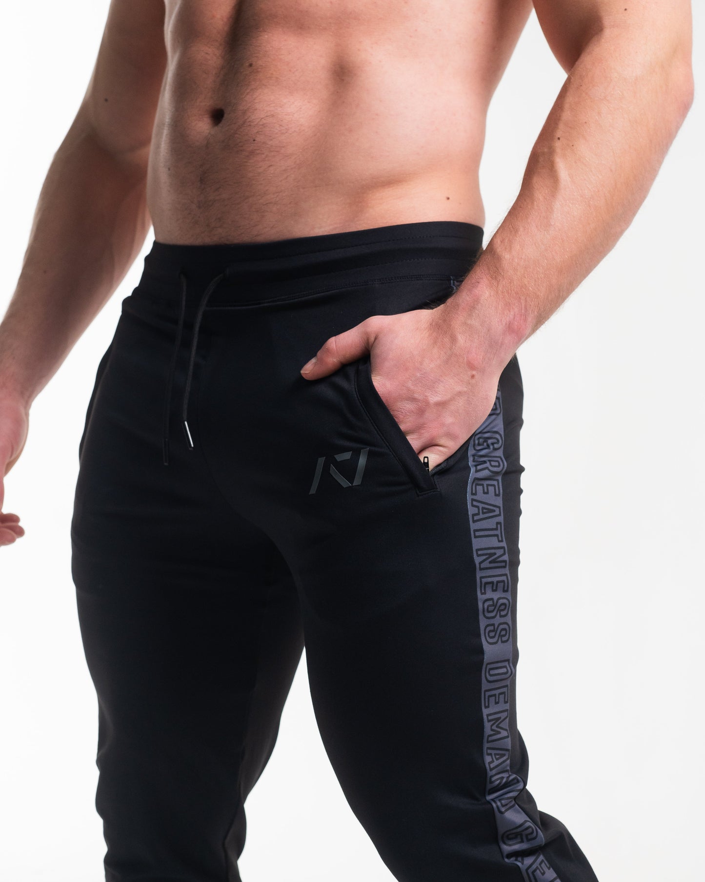 Defy joggers are just as comfortable in the gym as they are going out. These are made with premium moisture-wicking 4-way-stretch material for greater range of motion. These are a great fit for both men and women. All A7 Powerlifting Equipment shipping to UK, Norway, Switzerland and Iceland.