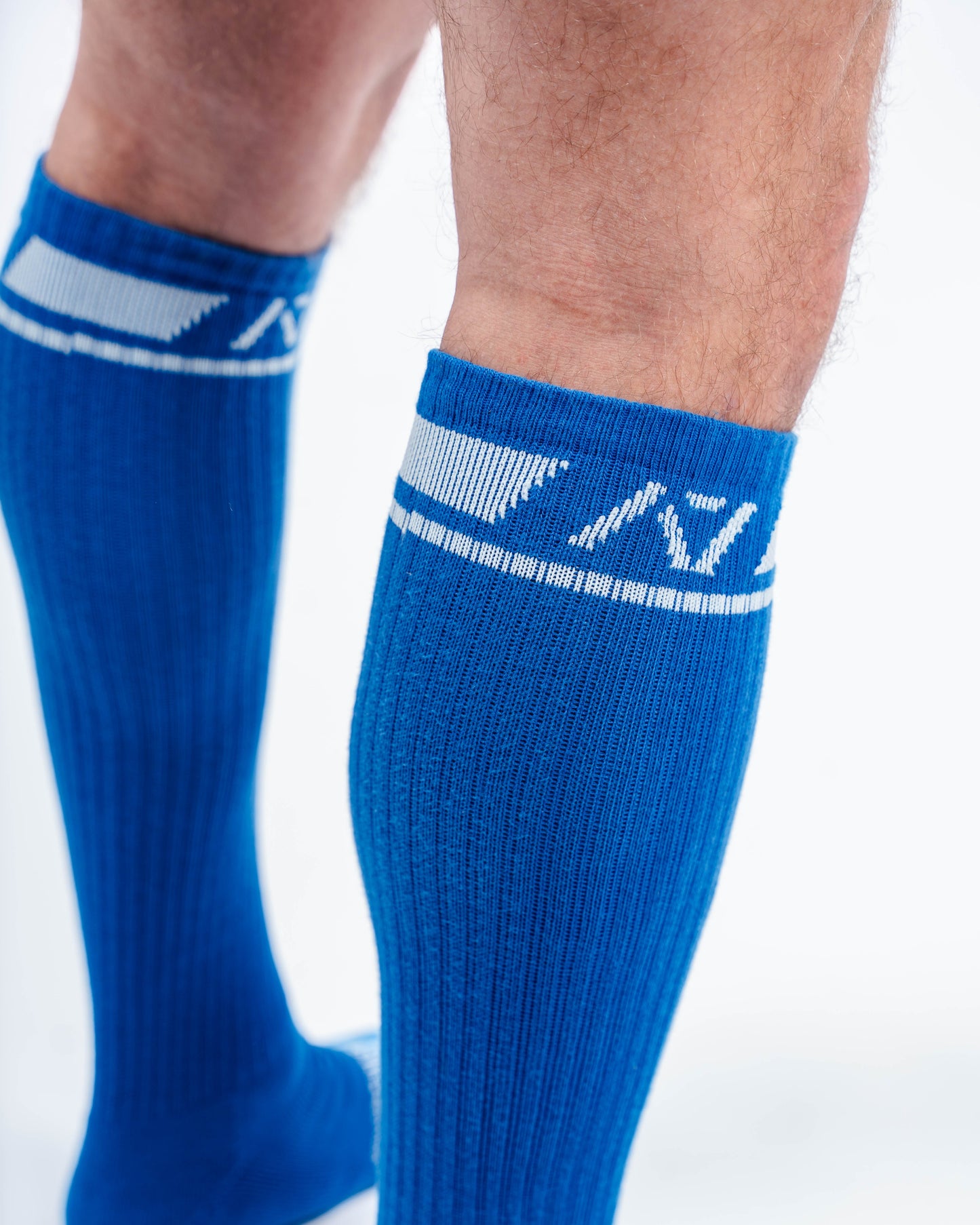 A7 Cyanite deadlift socks are designed specifically for pulls and keep your shins protected from scrapes. A7 deadlift socks are a perfect pair to wear in training or powerlifting competition. The A7 IPF Approved Kit includes Powerlifting Singlet, A7 Meet Shirt, A7 Zebra Wrist Wraps, A7 Deadlift Socks, Hourglass Knee Sleeves (Stiff Knee Sleeves and Rigor Mortis Knee Sleeves). All A7 Powerlifting Equipment shipping to UK, Norway, Switzerland and Iceland.
