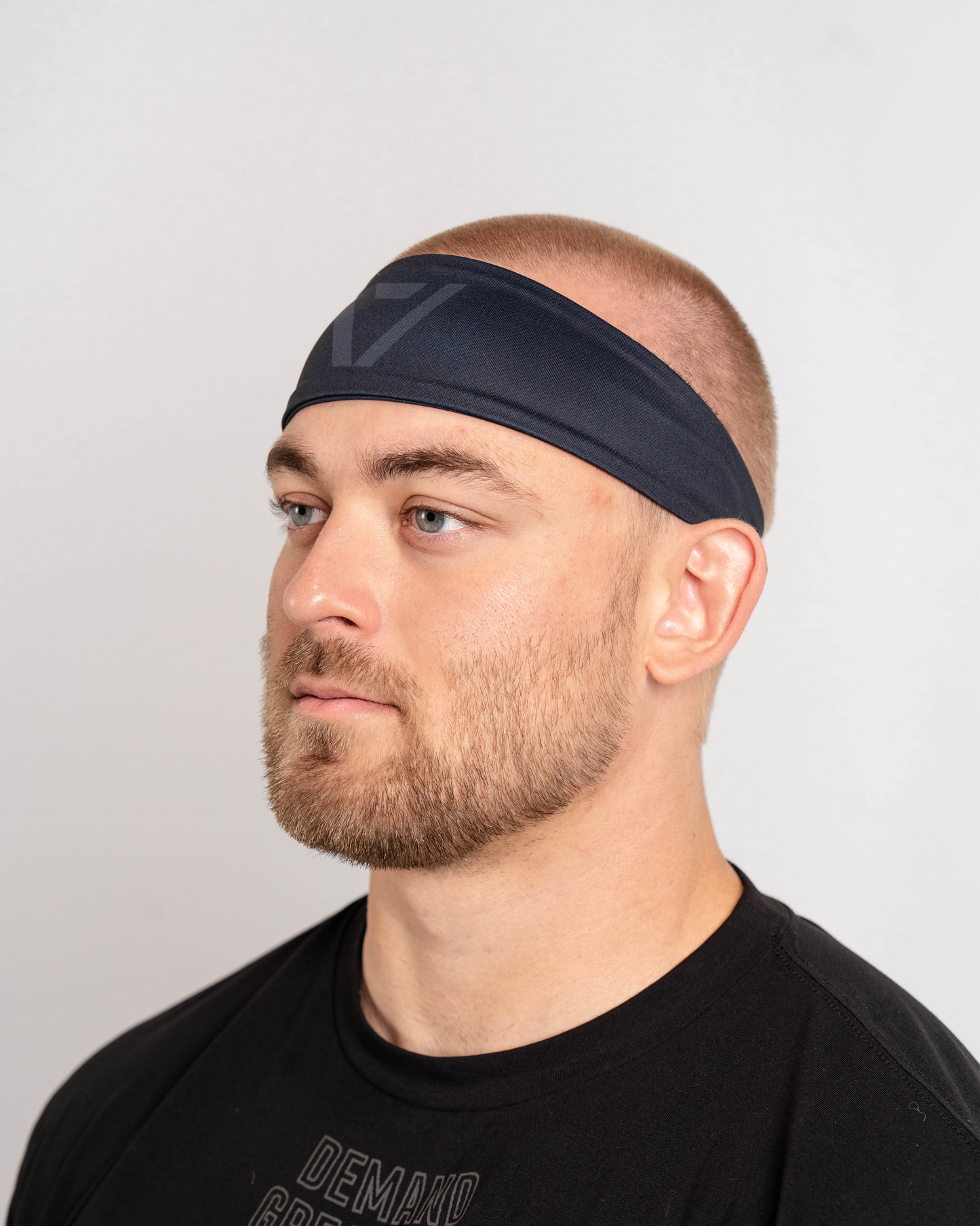 Our new Headband is designed to highlight your choice of colour on the platform why keeping your hair and sweat out of the way while training, on the platform or everyday life. All A7 Powerlifting Equipment shipping to UK, Norway, Switzerland and Iceland.