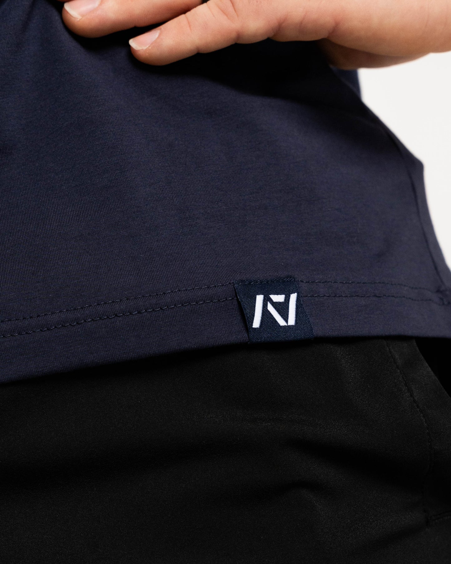 Whether pressing, pulling, squatting or any other variational movement the knurling is always there. The silicone bar grip helps with slippery commercial benches and bars and anchors the barbell to your back. All A7 Powerlifting Equipment shipping to UK, Norway, Switzerland and Iceland.