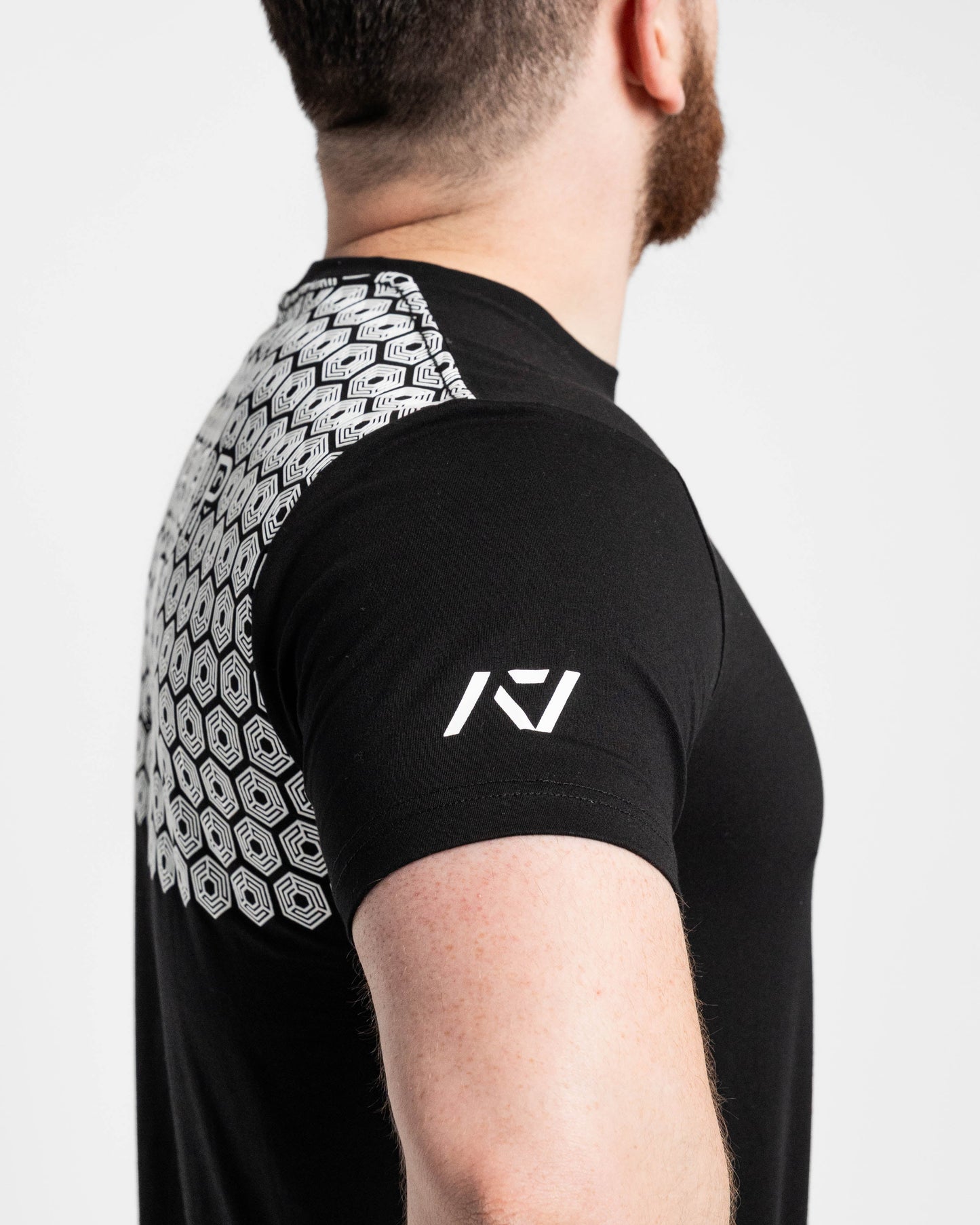 Whether pressing, pulling, squatting or any other variational movement the knurling is always there. The silicone bar grip helps with slippery commercial benches and bars and anchors the barbell to your back. All A7 Powerlifting Equipment shipping to UK, Norway, Switzerland and Iceland.