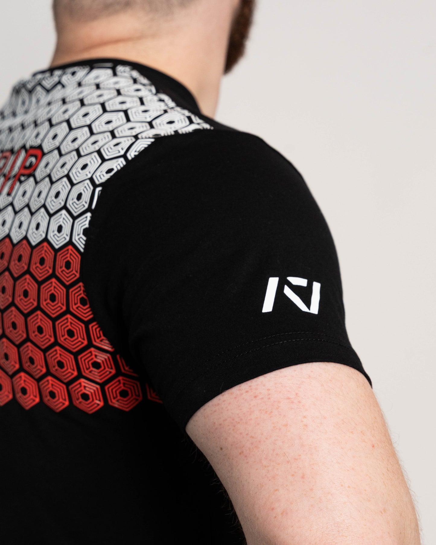 Whether pressing, pulling, squatting or any other variational movement the knurling is always there. The silicone bar grip helps with slippery commercial benches and bars and anchors the barbell to your back. All A7 Powerlifting Equipment shipping to UK, Norway, Switzerland and Iceland.