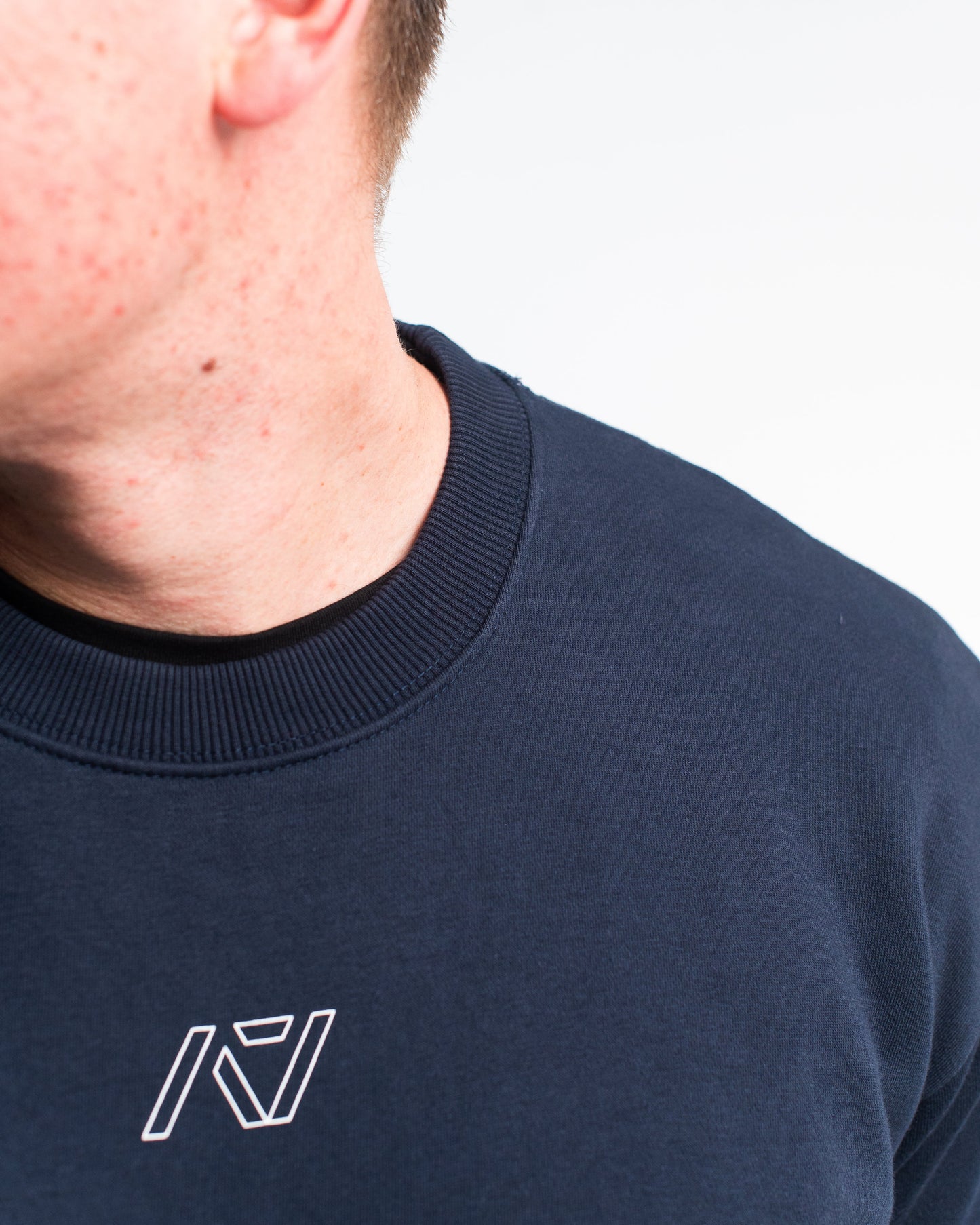 Crew Neck Bar Grip T-shirt, great as a squat jumper. Purchase Crew Neck Bar Grip jumper UK from A7 UK. Purchase Crew Neck Bar Grip Shirt Europe from A7 UK. Best Bar Grip Tshirts, shipping to UK and Europe from A7 UK. Crew Neck Bar Grop is our classic designs and fits! The best Powerlifting apparel for all your workouts.Β