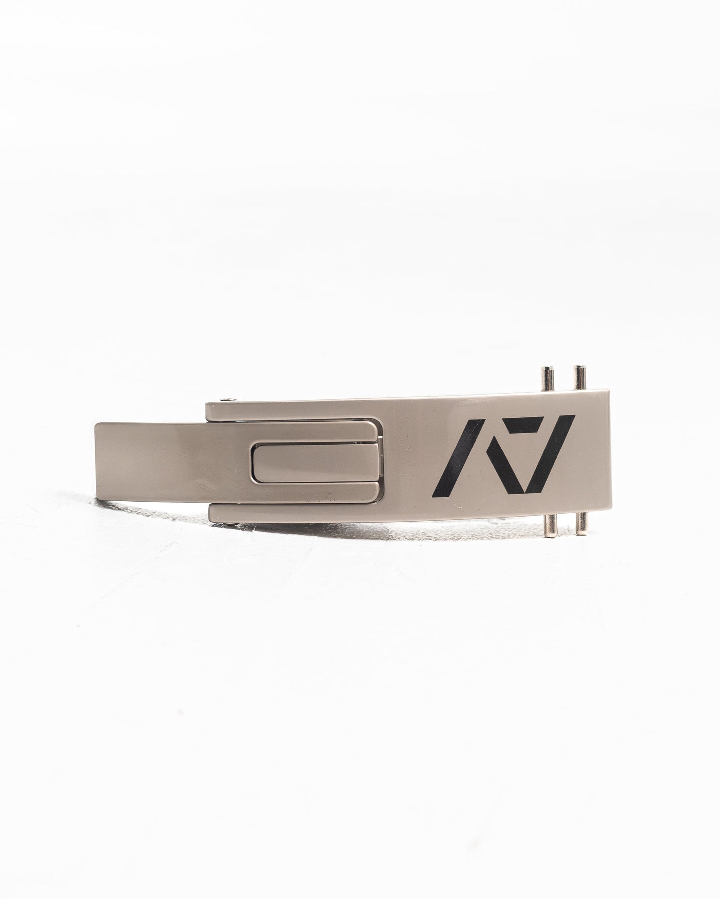 A7 IPF Approved Lever Belt features a black design with black leather, silver engraved buckle and debossed A7 logo on the leather. The new Pioneer Adjustable Lever, PAL, buckle allows you to quickly adjust the tightness of your belt for a perfect fit. The IPF Approved Kit includes Singlet, A7 Meet Shirt, A7 Zebra Wrist Wraps, A7 Deadlift Socks, Hourglass Knee Sleeves (Stiff Knee Sleeves and Rigor Mortis Knee Sleeves). All A7 Powerlifting Equipment shipping to UK, Norway, Switzerland and Iceland.