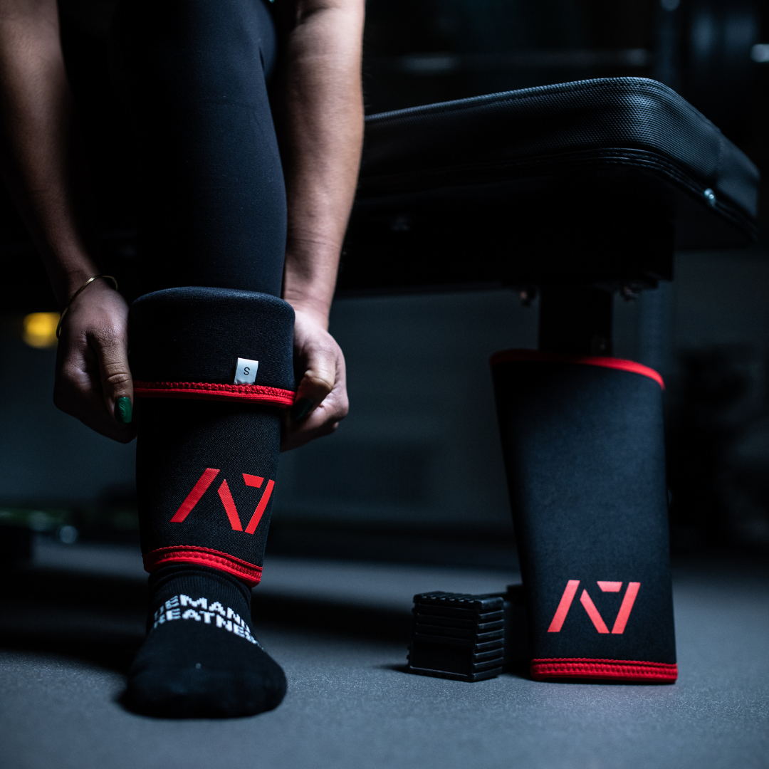 A7 Inferno Stiff knee sleeves feature black and red design. These are structured with a downward cut panel on the back of the quad and calf to ensure these have the ultimate compression at the knee joint. The A7 CONE Inferno Stiff Knee Sleeves are IPF approved and are allowed in all IPF competitions and affiliate federations like the European Powerlifting Federation and all federations across Europe. A7 UK shipping to UK and Europe.