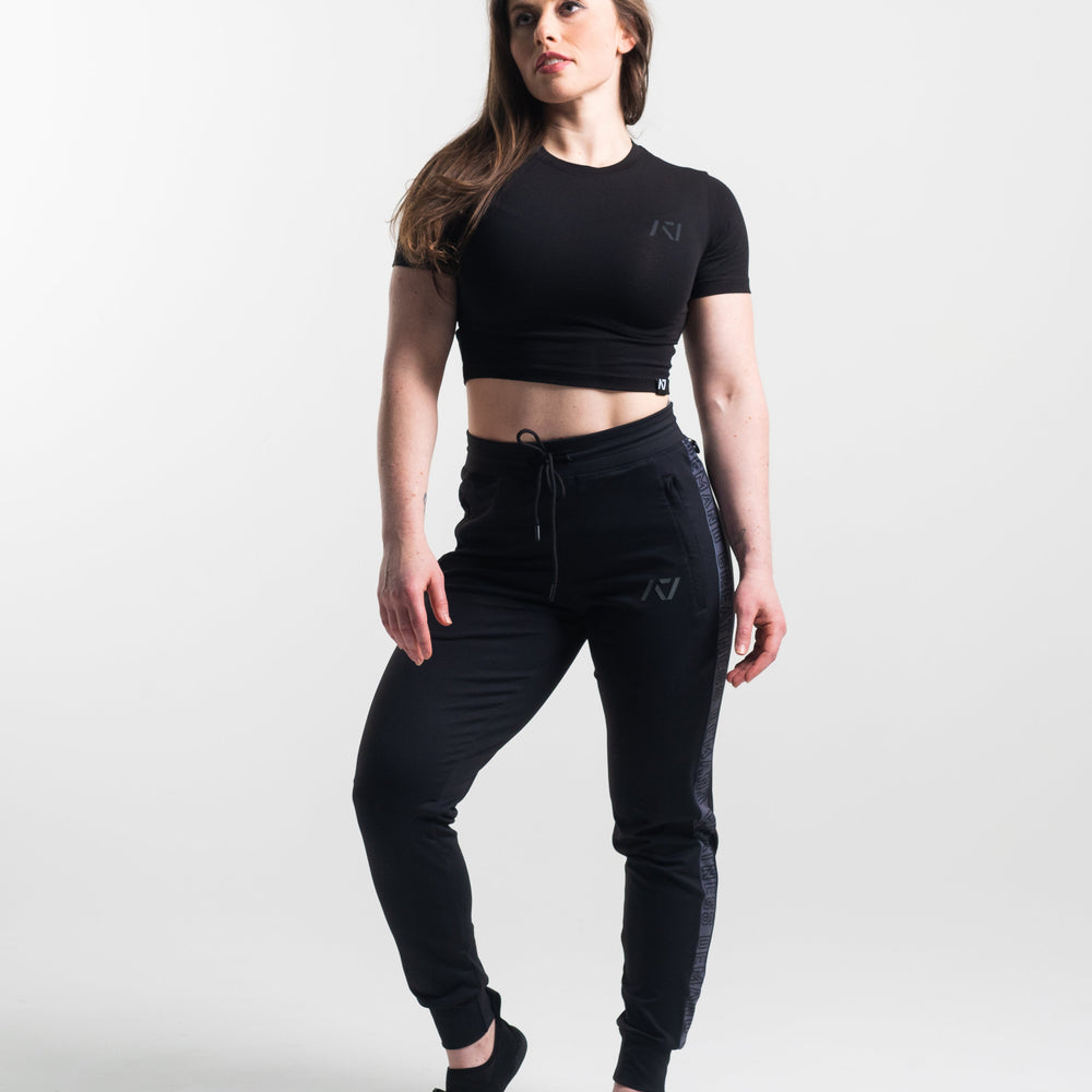 
                      
                        Defy joggers are just as comfortable in the gym as they are going out. These are made with premium moisture-wicking 4-way-stretch material for greater range of motion. These are a great fit for both men and women. All A7 Powerlifting Equipment shipping to UK, Norway, Switzerland and Iceland.
                      
                    