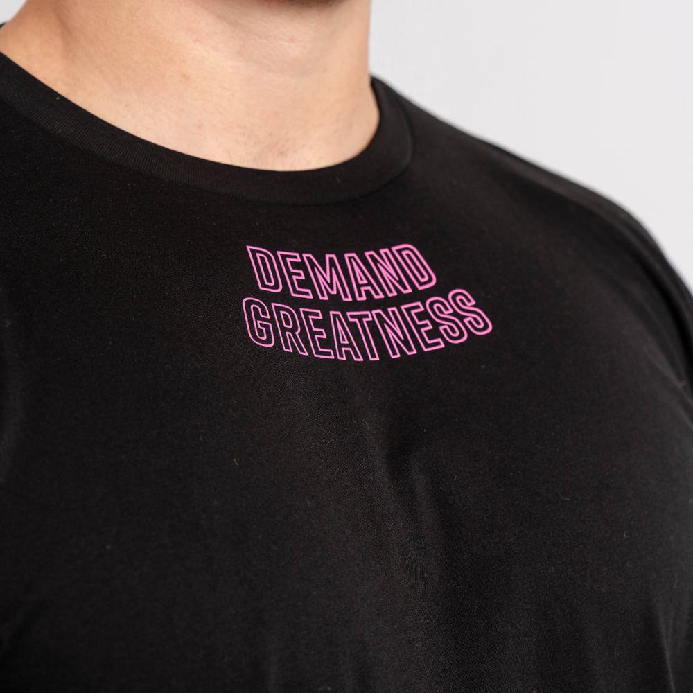 
                      
                        Demand Greatness True-Fit Flamingo is our new meet shirt design highlighting Demand Greatness with a double outline font to showcase your impact on the platform. The Shirt is IPF Approved. Shop the full A7 Powerlifting IPF Approved Equipment collection. The IPF Approved Kit includes Powerlifting Singlet, A7 Meet Shirt, A7 Zebra Wrist Wraps, A7 Deadlift Socks, Hourglass Knee Sleeves (Stiff and Rigor Mortis Knee Sleeves). All A7 Powerlifting Equipment shipping to UK, Norway, Switzerland and Iceland.
                      
                    