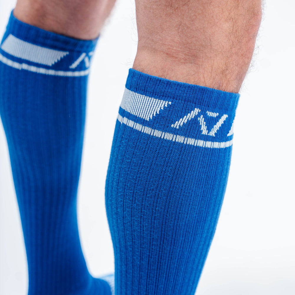 
                      
                        A7 Cyanite deadlift socks are designed specifically for pulls and keep your shins protected from scrapes. A7 deadlift socks are a perfect pair to wear in training or powerlifting competition. The A7 IPF Approved Kit includes Powerlifting Singlet, A7 Meet Shirt, A7 Zebra Wrist Wraps, A7 Deadlift Socks, Hourglass Knee Sleeves (Stiff Knee Sleeves and Rigor Mortis Knee Sleeves). All A7 Powerlifting Equipment shipping to UK, Norway, Switzerland and Iceland.
                      
                    