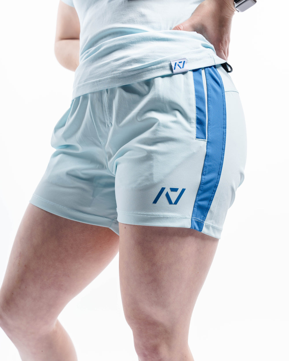 360GO was created to provide the flexibility for all movements in your training while offering comfort. These shorts offer 360 degrees of stretch in all angles and allow you to remain comfortable without limiting any movement in both training and life environments. Designed with a wide drawstring to easily adjust your waist without slipping. Purchase 360GO KWD Squat Shorts from A7 UK. All A7 Powerlifting Equipment shipping to UK, Norway, Switzerland and Iceland.