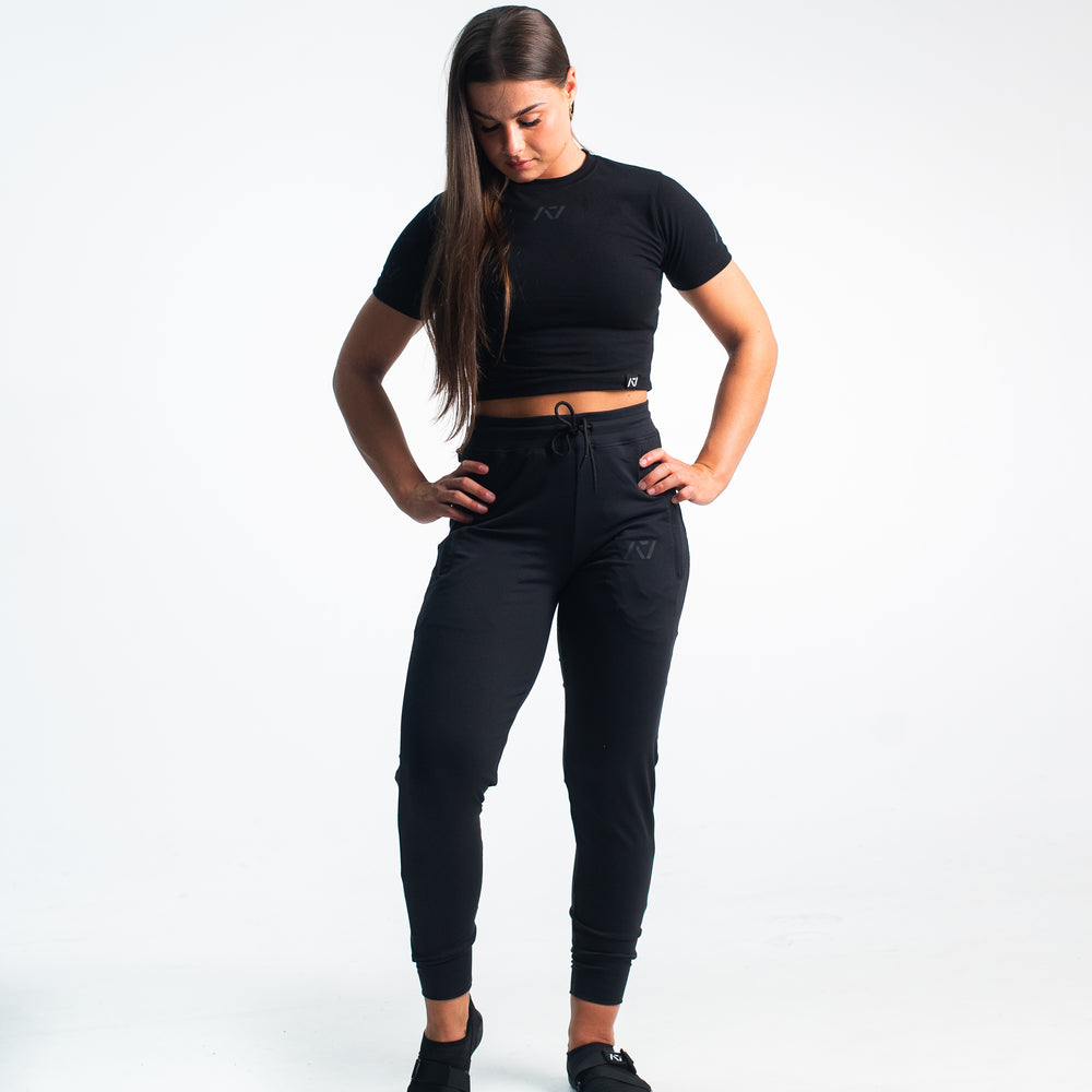 
                      
                        Defy joggers are just as comfortable in the gym as they are going out. These are made with premium moisture-wicking 4-way-stretch material for greater range of motion. These are a great fit for both men and women and offer deep zippered pockets and tapered leg design. Purchase Stealth Defy Joggers from A7 UK shipping to UK or A7 Europe shipping to EU.
                      
                    