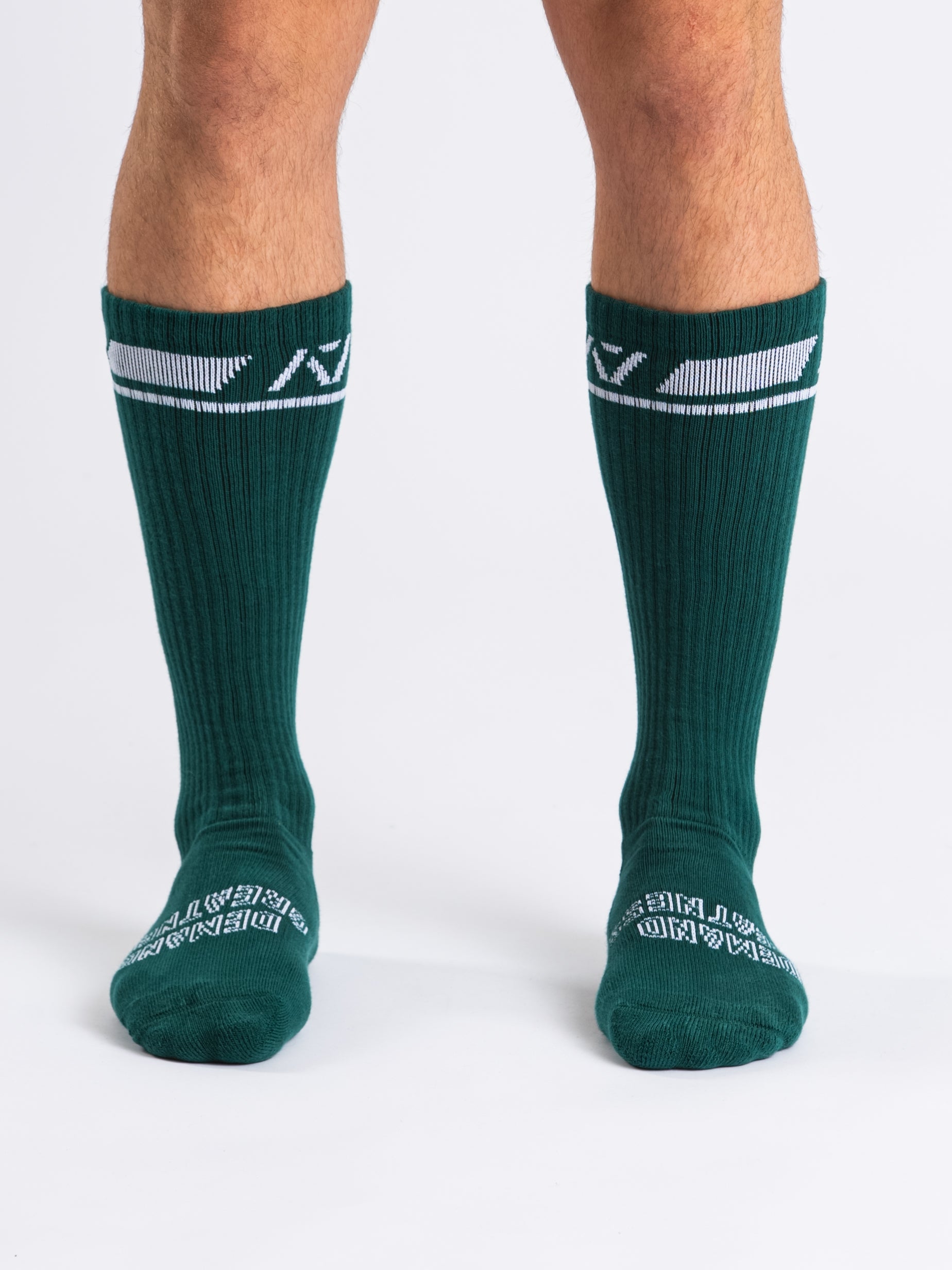 A7 Emerald Forás deadlift socks are designed specifically for pulls and keep your shins protected from scrapes. A7 deadlift socks are a perfect pair to wear in training or powerlifting competition. The A7 IPF Approved Kit includes Powerlifting Singlet, A7 Meet Shirt, A7 Zebra Wrist Wraps, A7 Deadlift Socks, Hourglass Knee Sleeves (Stiff Knee Sleeves and Rigor Mortis Knee Sleeves). All A7 Powerlifting Equipment shipping to UK, Norway, Switzerland and Iceland.
