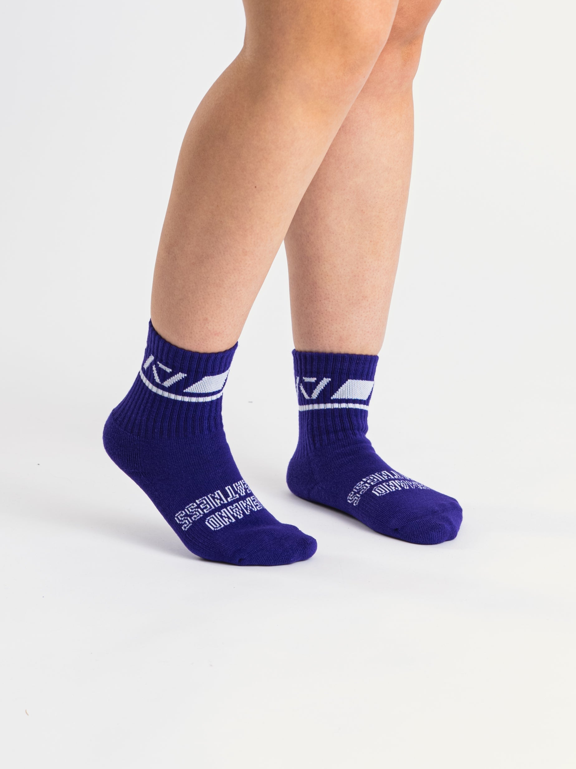 A7 Purple Crew socks showcase pink logos and let your energy show on the platform, in your training or while out and about. The IPF Approved Night Light Meet Kit includes Powerlifting Singlet, A7 Meet Shirt, A7 Zebra Wrist Wraps, A7 Deadlift Socks, Hourglass Knee Sleeves (Stiff Knee Sleeves and Rigor Mortis Knee Sleeves). All A7 Powerlifting Equipment shipping to UK, Norway, Switzerland and Iceland.