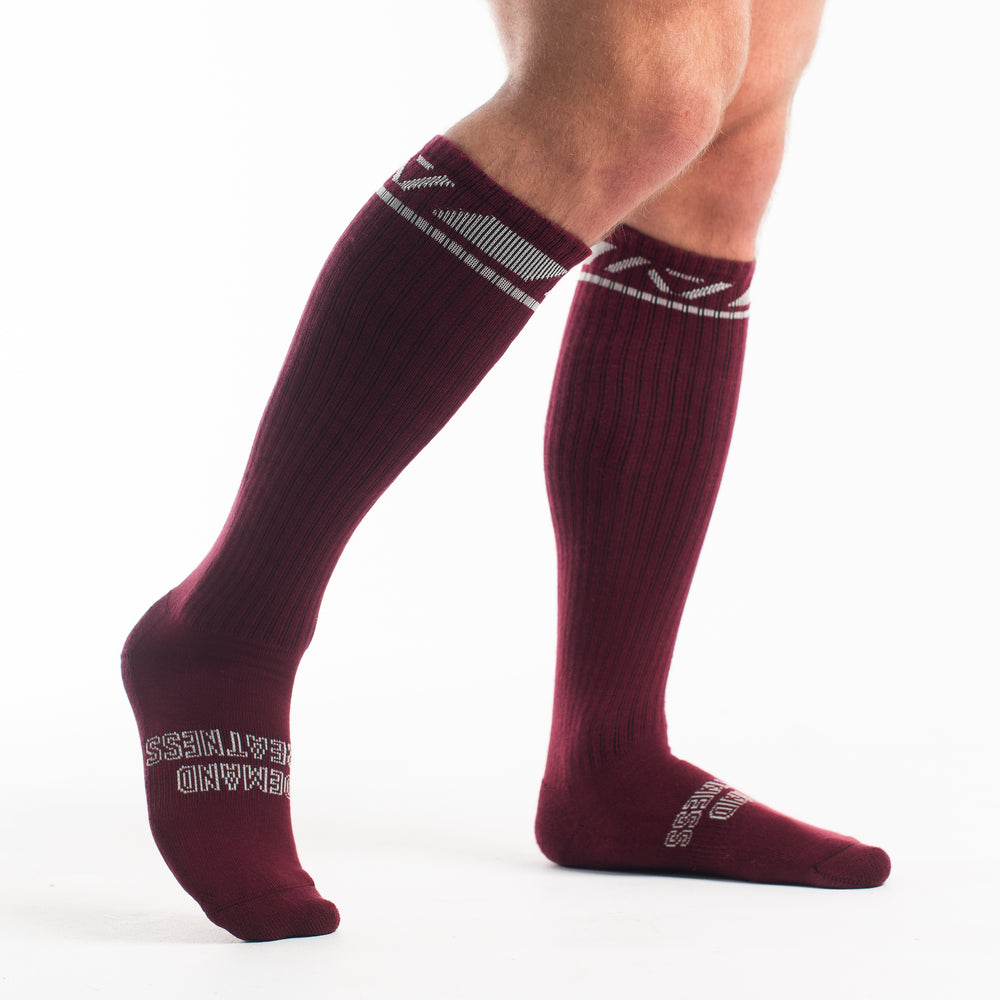 
                      
                        A7 Ivory Rose Crew socks showcase pink logos and let your energy show on the platform, in your training or while out and about. The IPF Approved Night Light Meet Kit includes Powerlifting Singlet, A7 Meet Shirt, A7 Zebra Wrist Wraps, A7 Deadlift Socks, Hourglass Knee Sleeves (Stiff Knee Sleeves and Rigor Mortis Knee Sleeves). Genouill�res powerlifting shipping to France, Spain, Ireland, Germany, Italy, Sweden and EU.
                      
                    