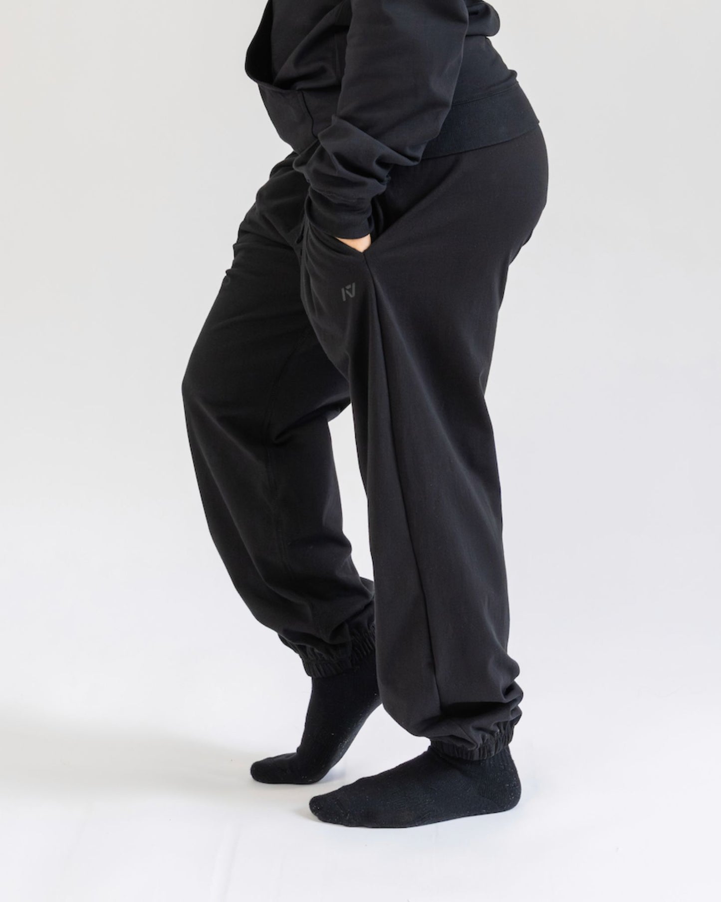 Demanding Greatness in every project we pursue. We went the extra mile to offer TRUE Organic Apparel; not just in the fabric or the dye, but in every detail in between. Our certifications reflect this commitment: GOTS ensures our fabrics are made from 100% genuine organic cotton, and OEKO-TEX guarantees that our dyes and printed artwork are free from harmful substances and chemicals throughout the entire production process. All A7 Powerlifting Equipment shipping to UK, Norway, Switzerland and Iceland.