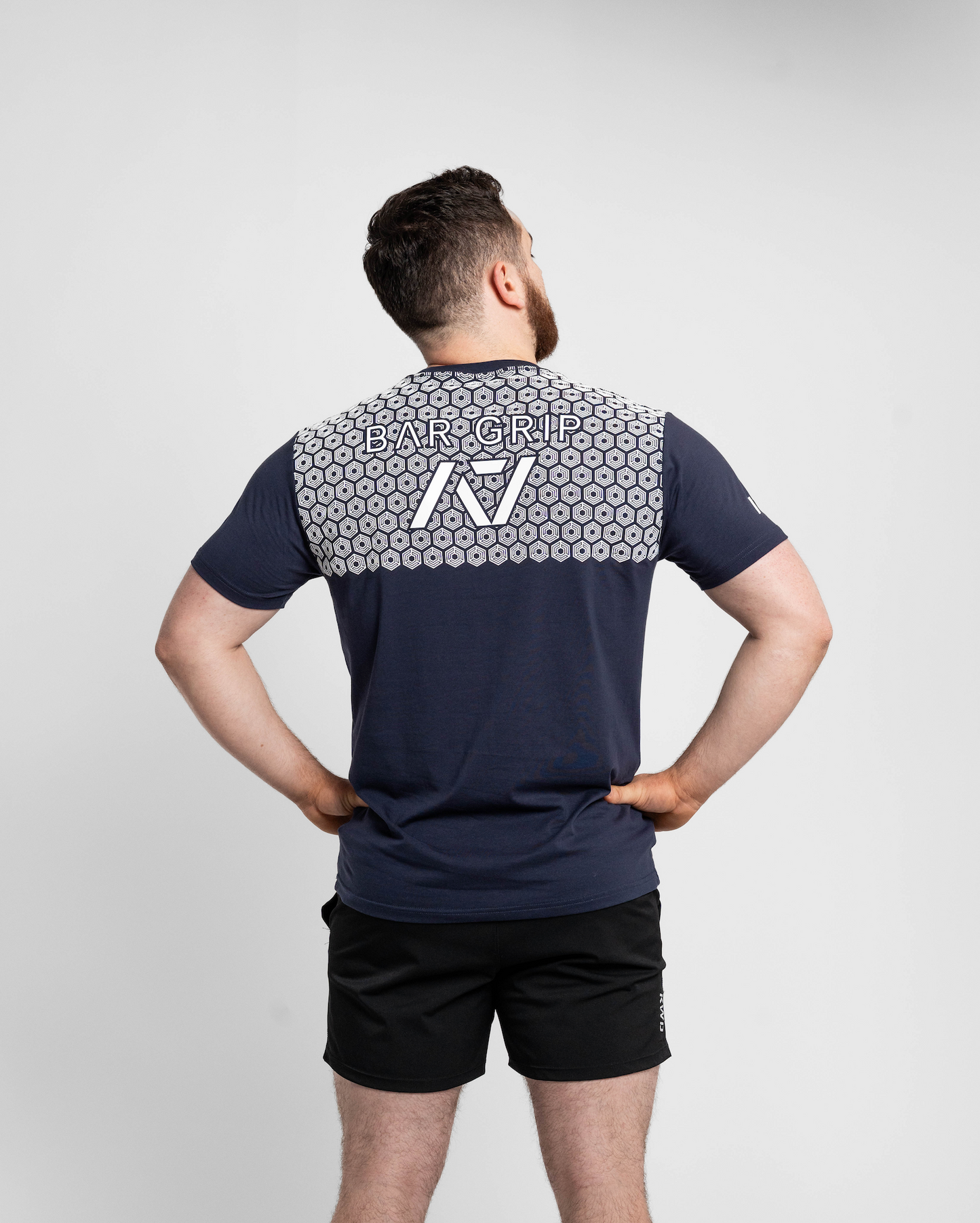 Whether pressing, pulling, squatting or any other variational movement the knurling is always there. The silicone bar grip helps with slippery commercial benches and bars and anchors the barbell to your back. All A7 Powerlifting Equipment shipping to UK, Norway, Switzerland and Iceland.