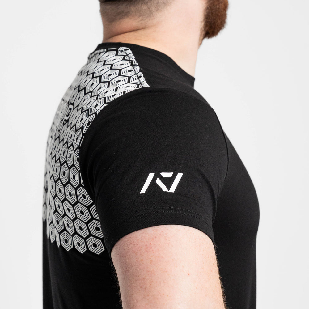 
                      
                        Whether pressing, pulling, squatting or any other variational movement the knurling is always there. The silicone bar grip helps with slippery commercial benches and bars and anchors the barbell to your back. All A7 Powerlifting Equipment shipping to UK, Norway, Switzerland and Iceland.
                      
                    