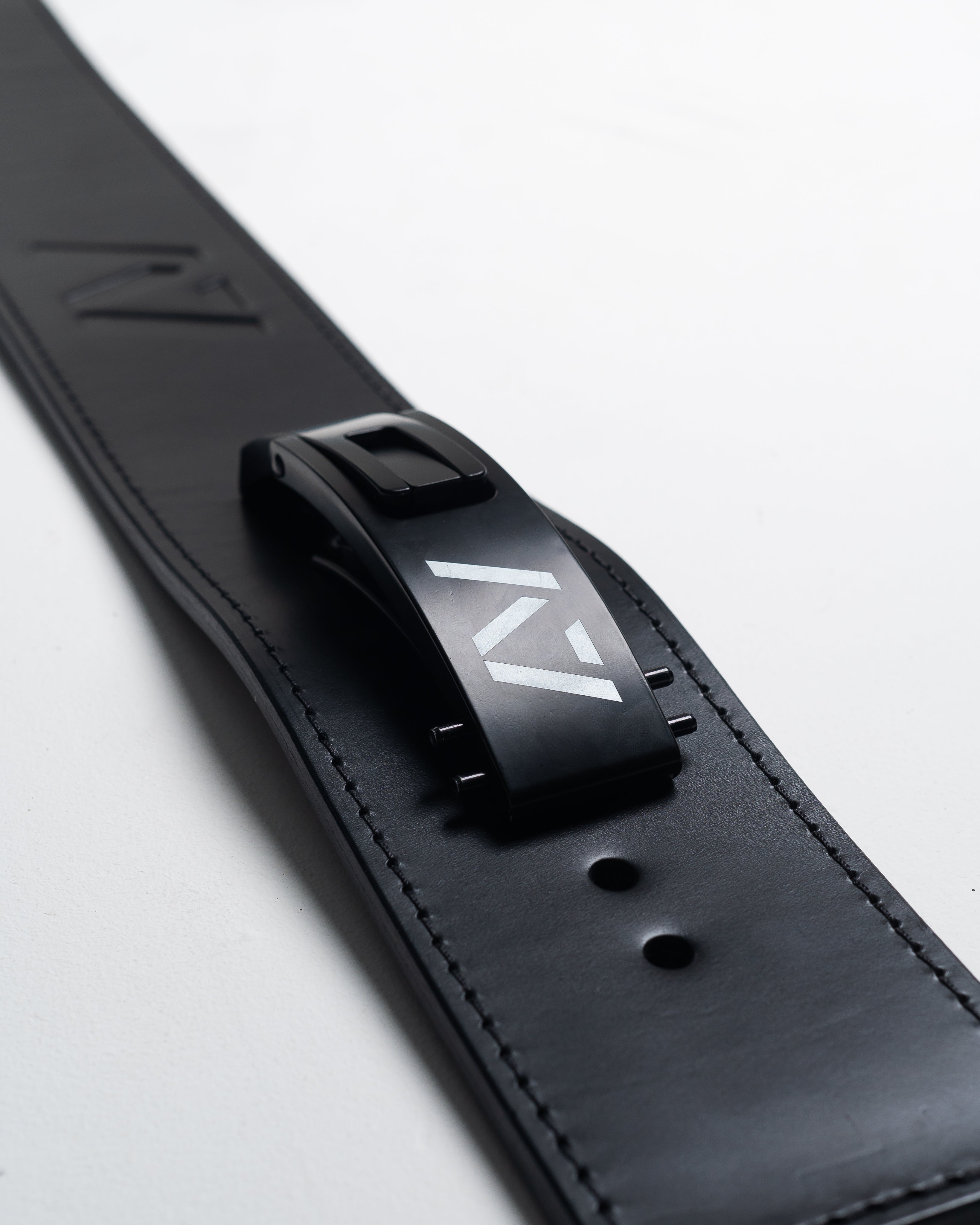 A7 PAL Buckle - Black | Pioneer Adjustable Lever Powerlifting Belt