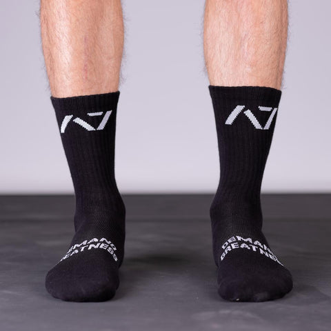 Your feet are important and durable deadlift socks are just as importing when doing SBD. These deadlift socks have compression benefits and arch support as well as being IPF Approved with their IPF approved logo. These deadlift socks are perfect for Powerlifring, weightlifting, strongman and all your strength sports needs Shipping to Europe and the UK, Norway, Switzerland and Iceland.
