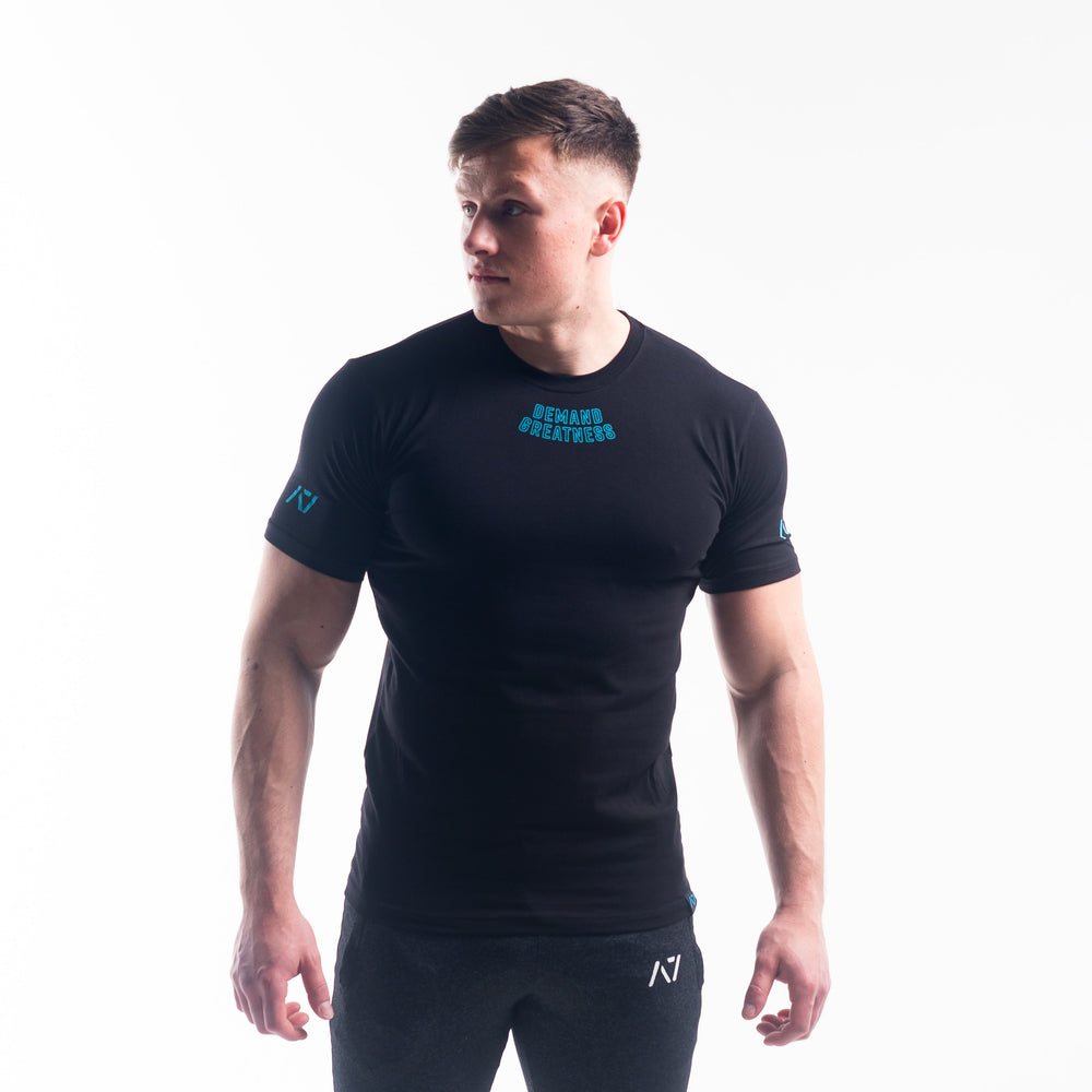 
                      
                        DG23 Azul is our new meet shirt design highlighting Demand Greatness with a double outline font to showcase your impact on the platform. The DG23 Meet Shirt is IPF Approved. Shop the full A7 Powerlifting IPF Approved Equipment collection. The IPF Approved Kit includes Powerlifting Singlet, A7 Meet Shirt, A7 Zebra Wrist Wraps, A7 Deadlift Socks, Hourglass Knee Sleeves (Stiff Knee Sleeves and Rigor Mortis Knee Sleeves). All A7 Powerlifting Equipment shipping to UK, Norway, Switzerland and Iceland.
                      
                    