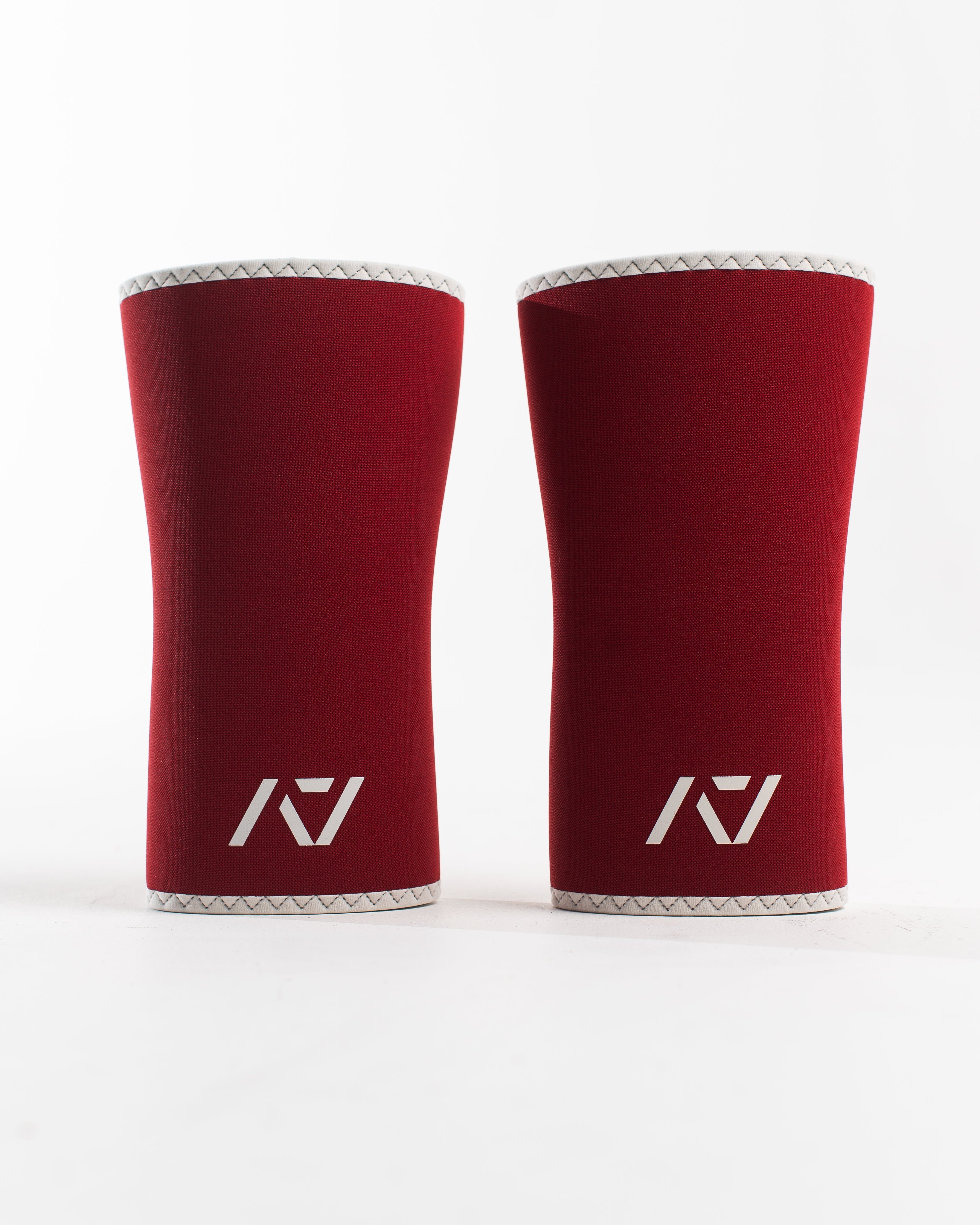 Hourglass Knee Sleeves - Stealth - A7