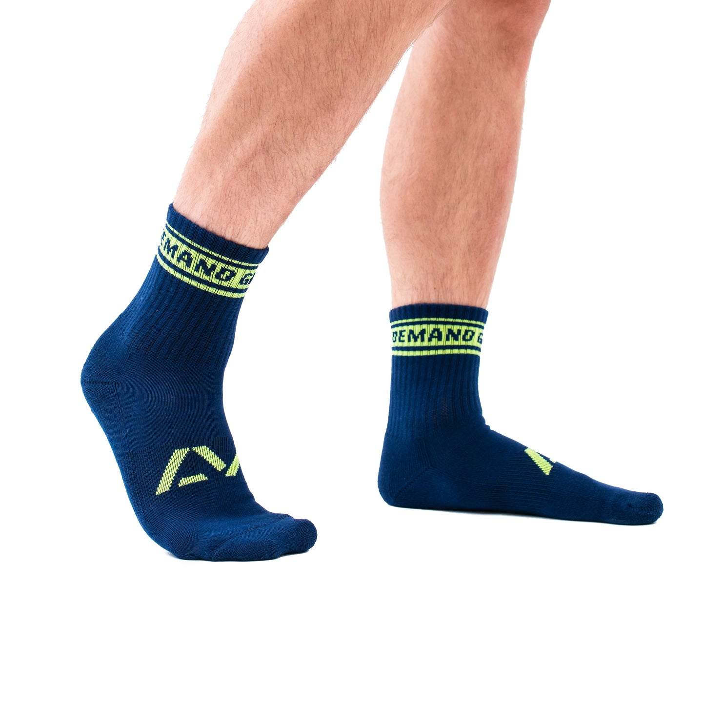 Your feet are important and durable deadlift socks are just as importing when doing SBD. These deadlift socks have compression benefits and arch support as well as being IPF Approved with their IPF approved logo. These deadlift socks are perfect for Powerlifting, weightlifting, strongman and all your strength sports needs. The perfect sock for your IPF Approved Kit. Shipping to Europe and the UK, Norway, Switzerland and Iceland.