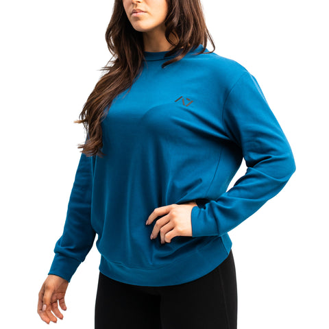 A7 Moxie Crewnecks are part of the A7 balance collection which combines comfort and aesthetics. The pieces in this collection are made with comfortable fabrics and minimal logos to create a simple, yet impactful look. Moxie Crewnecks have 4-way stretch material to move with your shape. A7 crewneck perfect for in and out the gym. Purchase A7 Moxie Creckneck from A7 Europe. Purchase A7 Moxie Crewneck from A7 UK. Available in UK and Europe including France, Italy, Germany, the Netherlands, Sweden and Poland.