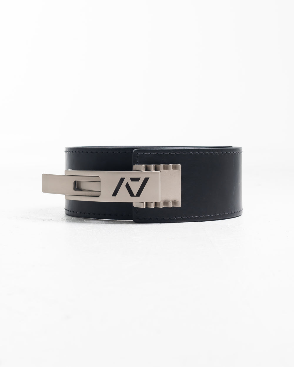 A7 IPF Approved PAL Lever Belt features a black design with black leather, black engraved buckle and debossed A7 logo on the leather. The new Pioneer Adjustable Lever, PAL, buckle allows you to quickly adjust the tightness of your belt for a perfect fit. The IPF Approved Kit includes Singlet, A7 Meet Shirt, A7 Zebra Wrist Wraps, A7 Deadlift Socks, Hourglass Knee Sleeves (Stiff Knee Sleeves and Rigor Mortis Knee Sleeves). All A7 Powerlifting Equipment shipping to UK, Norway, Switzerland and Iceland.