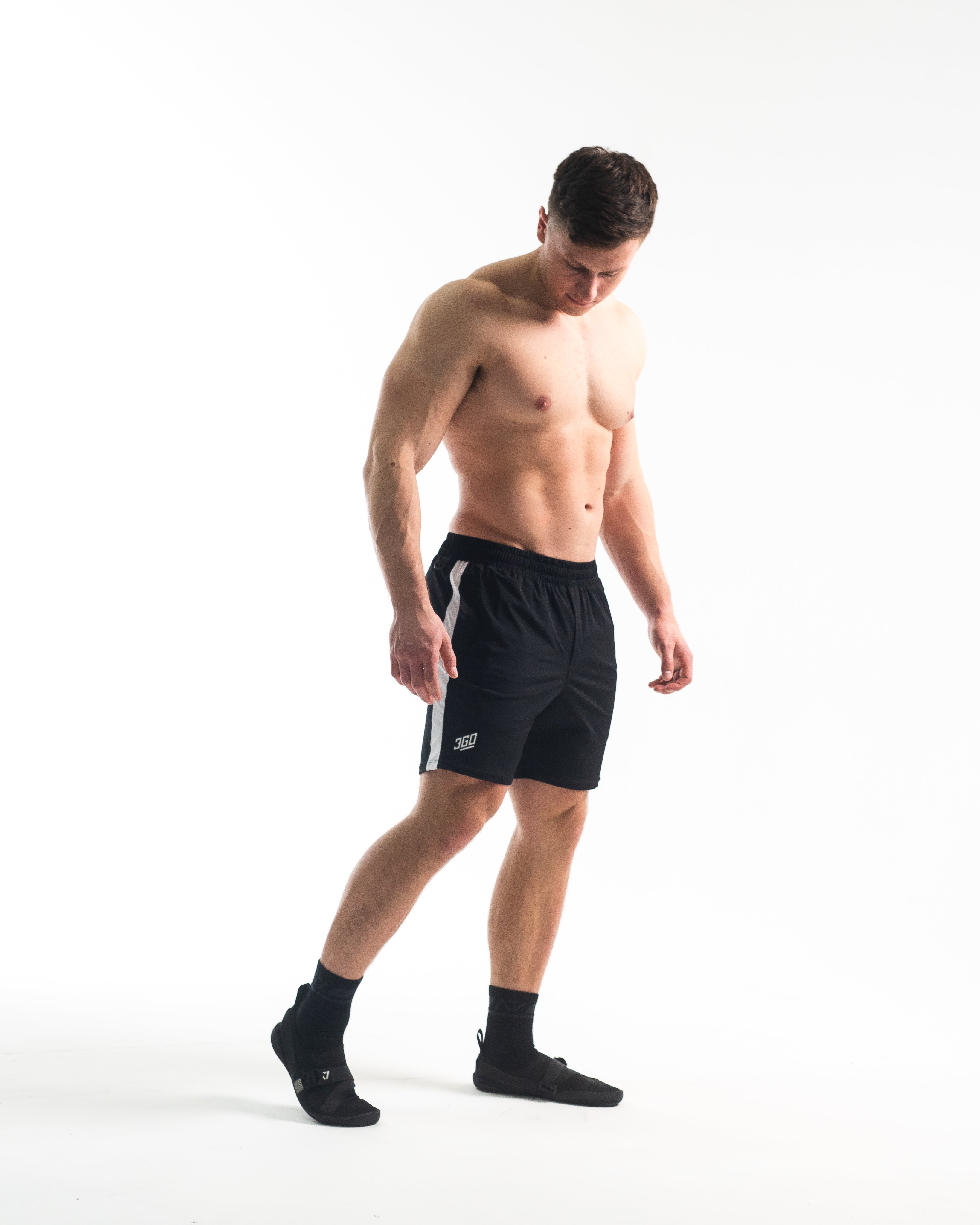 360GO was created to provide the flexibility for all movements in your training while offering comfort. These shorts offer 360 degrees of stretch in all angles and allow you to remain comfortable without limiting any movement in both training and life environments. Designed with a wide drawstring to easily adjust your waist without slipping. Purchase 360GO Domino Squat Shorts from A7 UK. All A7 Powerlifting Equipment shipping to UK, Norway, Switzerland and Iceland.